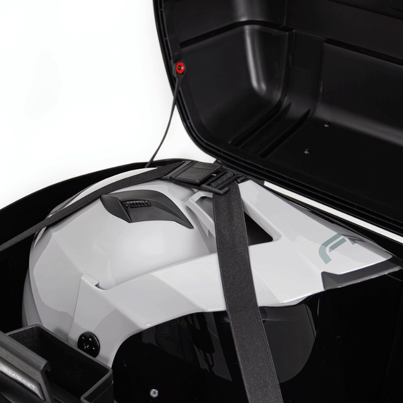 FP Maleta plástica element 37 litros negra / un casco